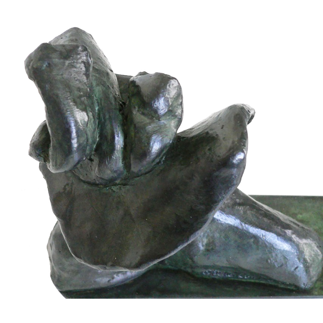 Le bruit - Escultura / Sculpture. Medium: Bronze 1/8, Year: 2005. — Estela Currao.